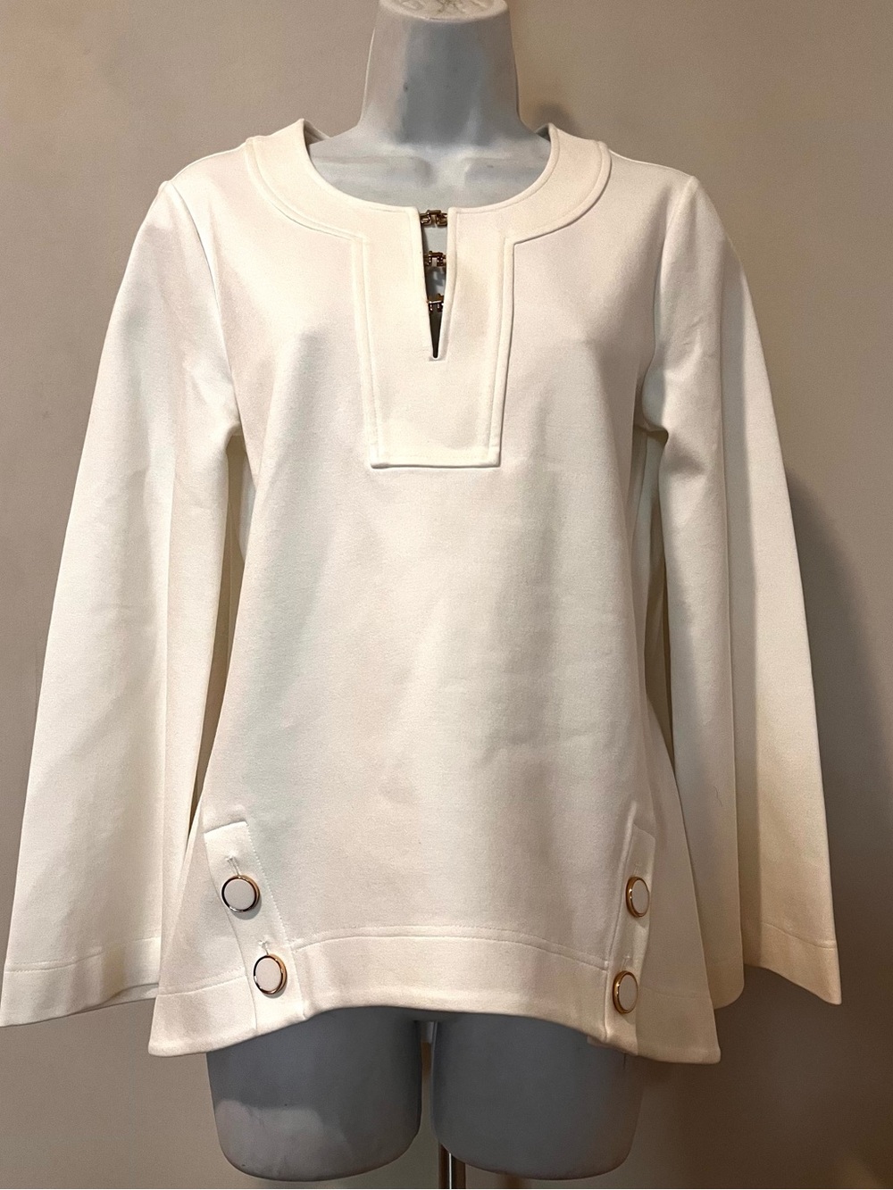 $375 CARLISLE COLLECTION ALABASTER Flared Long Sleeve Tunic Top Button Accent 2